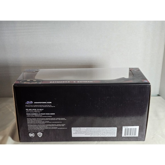 Batmobile and Batman Die Cast Action Figure Jada Collectible Vehicle Display DC - Picture 6 of 6